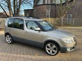 Skoda Roomster Scout 1,6 AHK,PDC,Pano TÜV ... - Skoda Roomster Scout mit Benzin-Antrieb