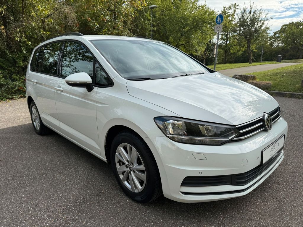 Image of Volkswagen Touran
