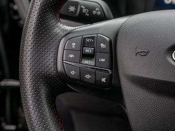 Ford Kuga 2.5 Plug-In Hybrid ST-Line X Kamera Navi