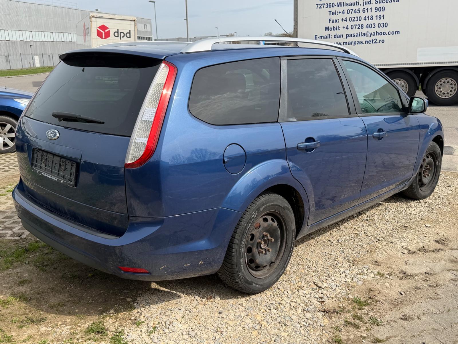Ford Focus 2009 — photo 7