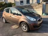 Kia Venga 1.4 TÜV NEU 8Fach bereift Klima ... - Kia Venga aus 2012 mit Benzin-Antrieb: Kleinbus