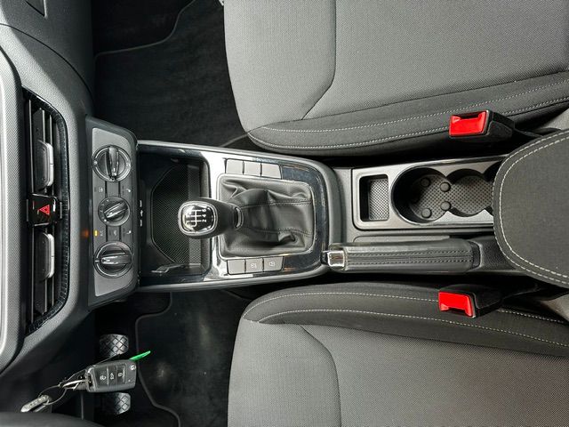 Fabia Ambition PDC;LED;CARPLAY;FSE