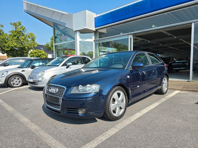 Audi A3 1.9 TDI S line Sportpaket plus MMi Navi Plus