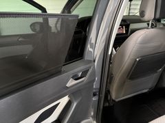Fahrzeugabbildung Volkswagen Touran 1.5 TSI Comfortline --ACC/AHK/STHZG/17LM