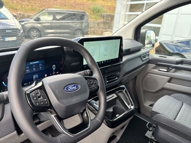 Fahrzeugabbildung Ford Tourneo Custom 2.0 320 L2 Nugget Titanium