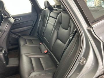 Volvo XC60 - 10