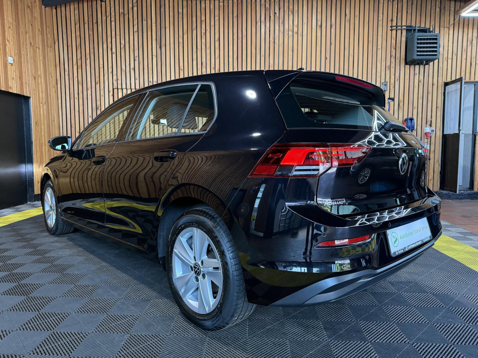 Volkswagen Golf 2,0 TDI Life *Navi*ACC*LED*Virtual*App*, миниатюра 5