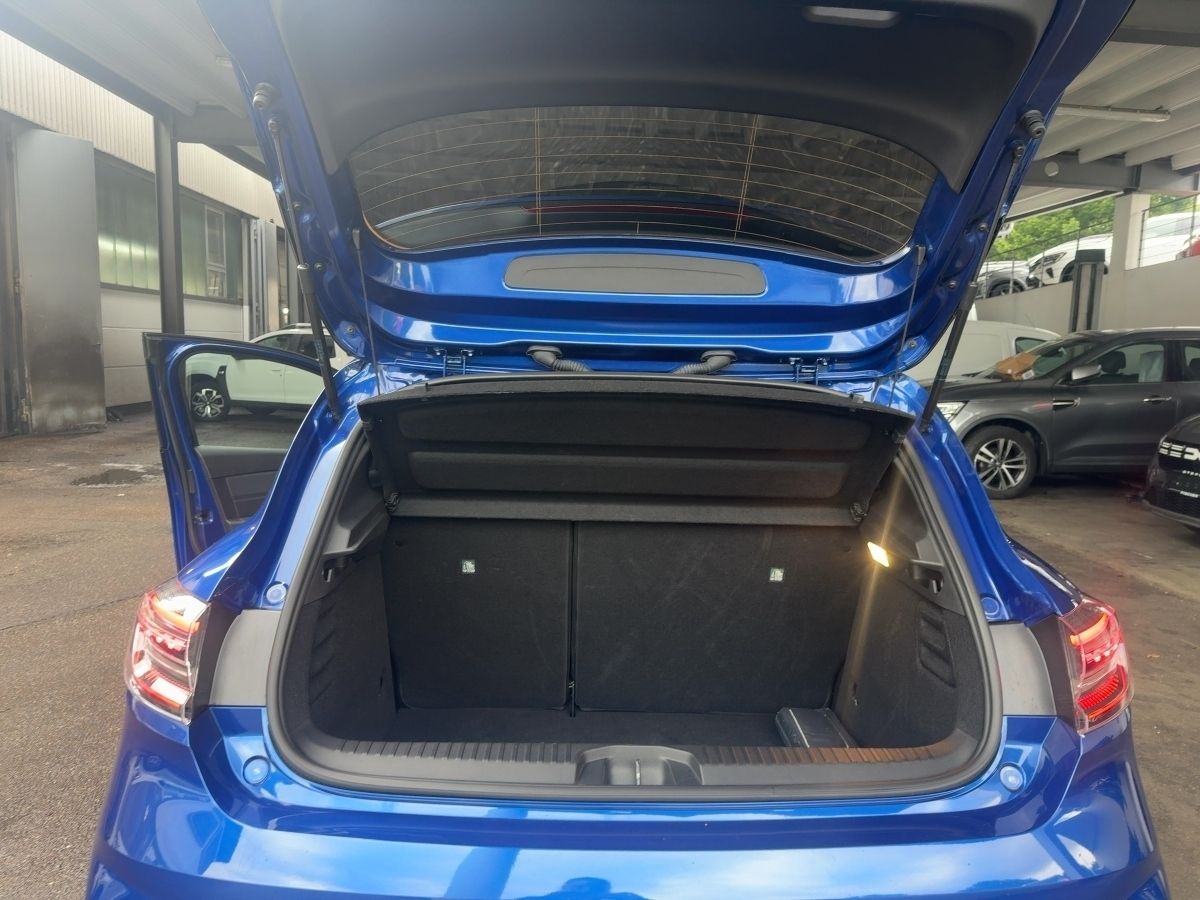 Fahrzeugabbildung Renault Clio ESPRIT ALPINE E-TECH FULL HYBRID 145