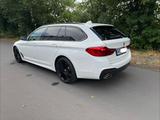 BMW 530d xDrive Touring  M Sportpaket  - BMW 530: Sportpaket 530d M