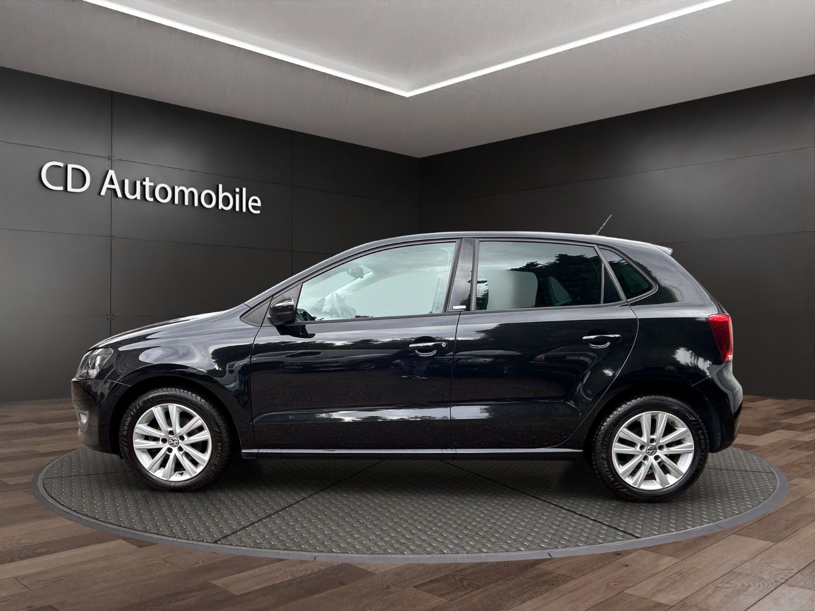 Fahrzeugabbildung Volkswagen Polo V Style BlueMotion/BMT