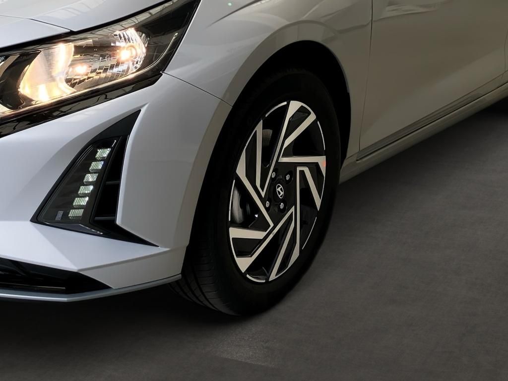 Fahrzeugabbildung Hyundai i20 FL (MY25) 1.0 T-GDI (100 PS) 6-MT 2WD Navi