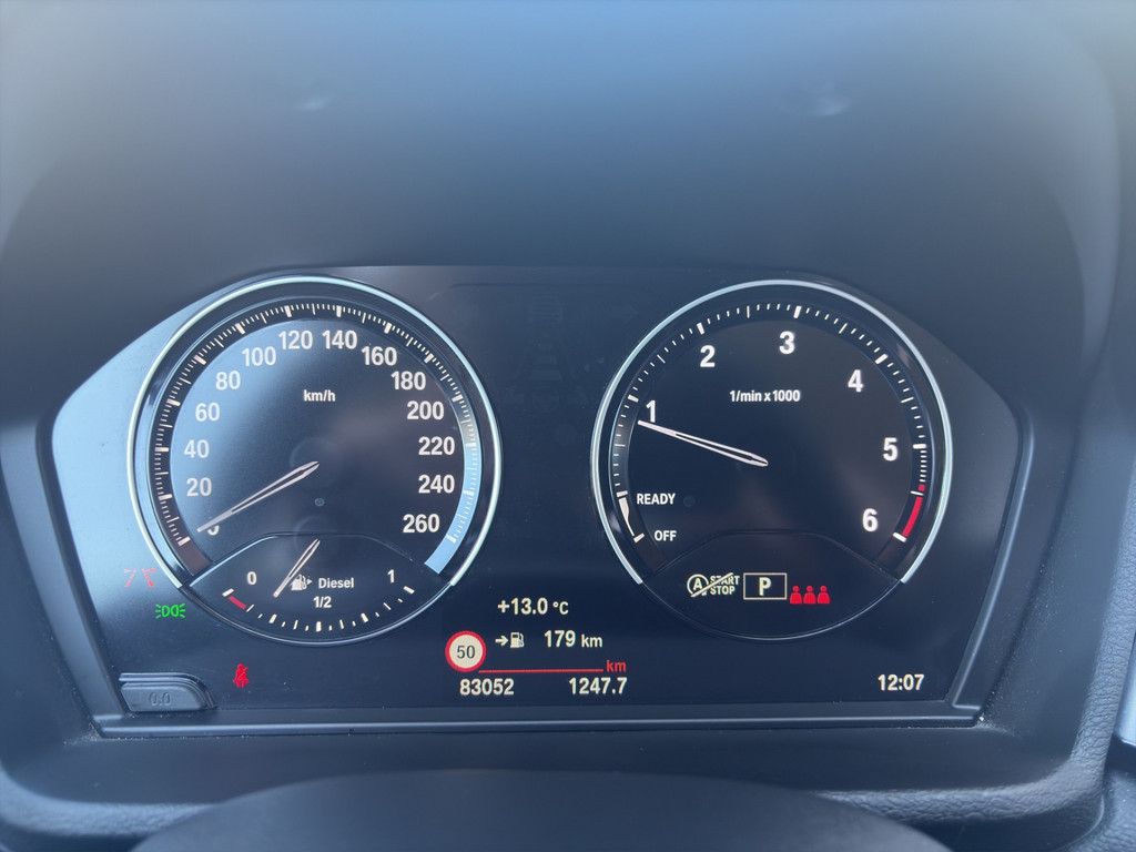 BMW X1 sDrive18d ADVANTAGE LED NAVI PDC SHZ FSE 17" foto 12