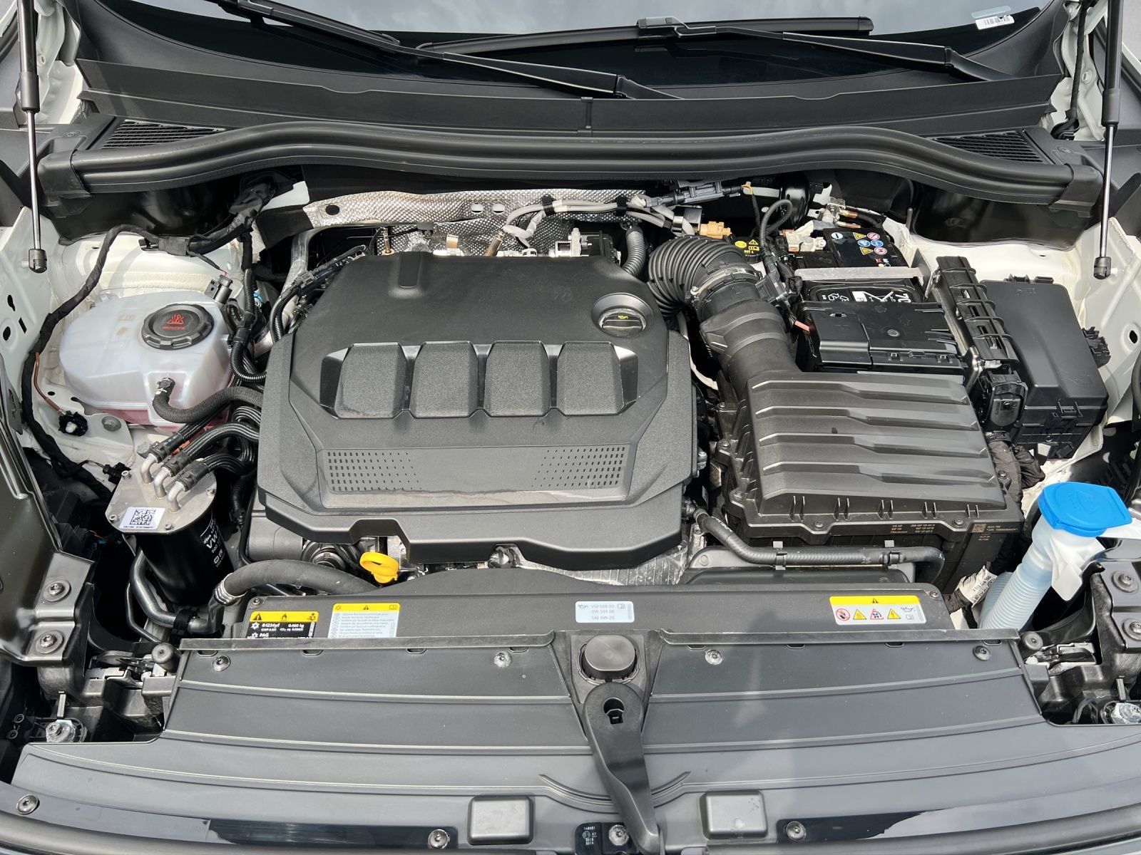 Tiguan Goal 2.0 TDI DSG AHK*Navi*ACC*LED*CarPlay