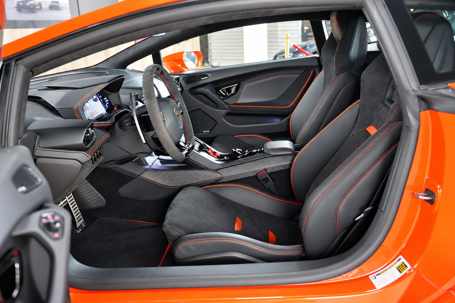 Fahrzeugabbildung Lamborghini Huracán EVO V10 *Lift*Sensonum*Kamera*ACC*SHZ