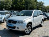 Suzuki Grand Vitara 2.0  Allrad Club Automatik - Suzuki Gebrauchtwagen von 2006