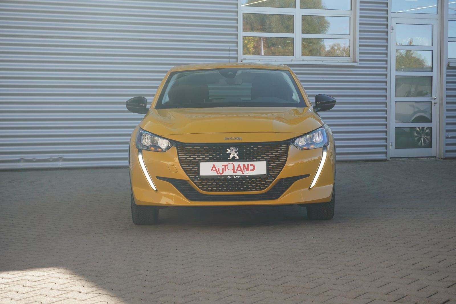 Peugeot e-208 Active Pack Aut. LED Tempomat PDC DAB imagem 2