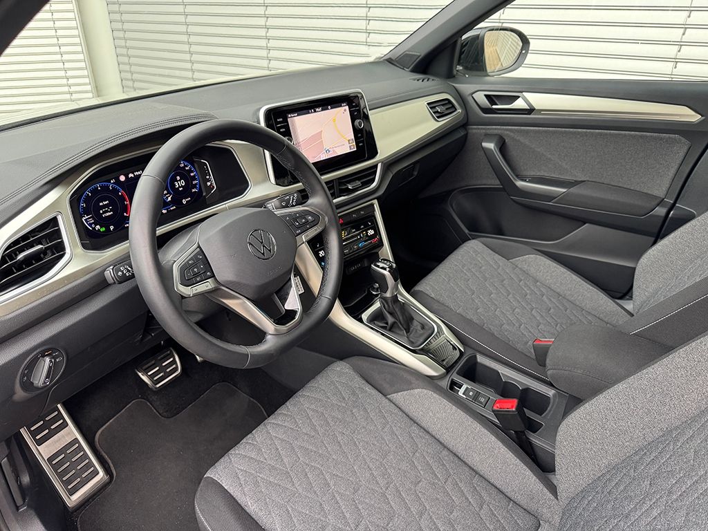 T-Roc 1.5 TSI DSG "MOVE PLUS" *NAVI*IQ.DRIVE*