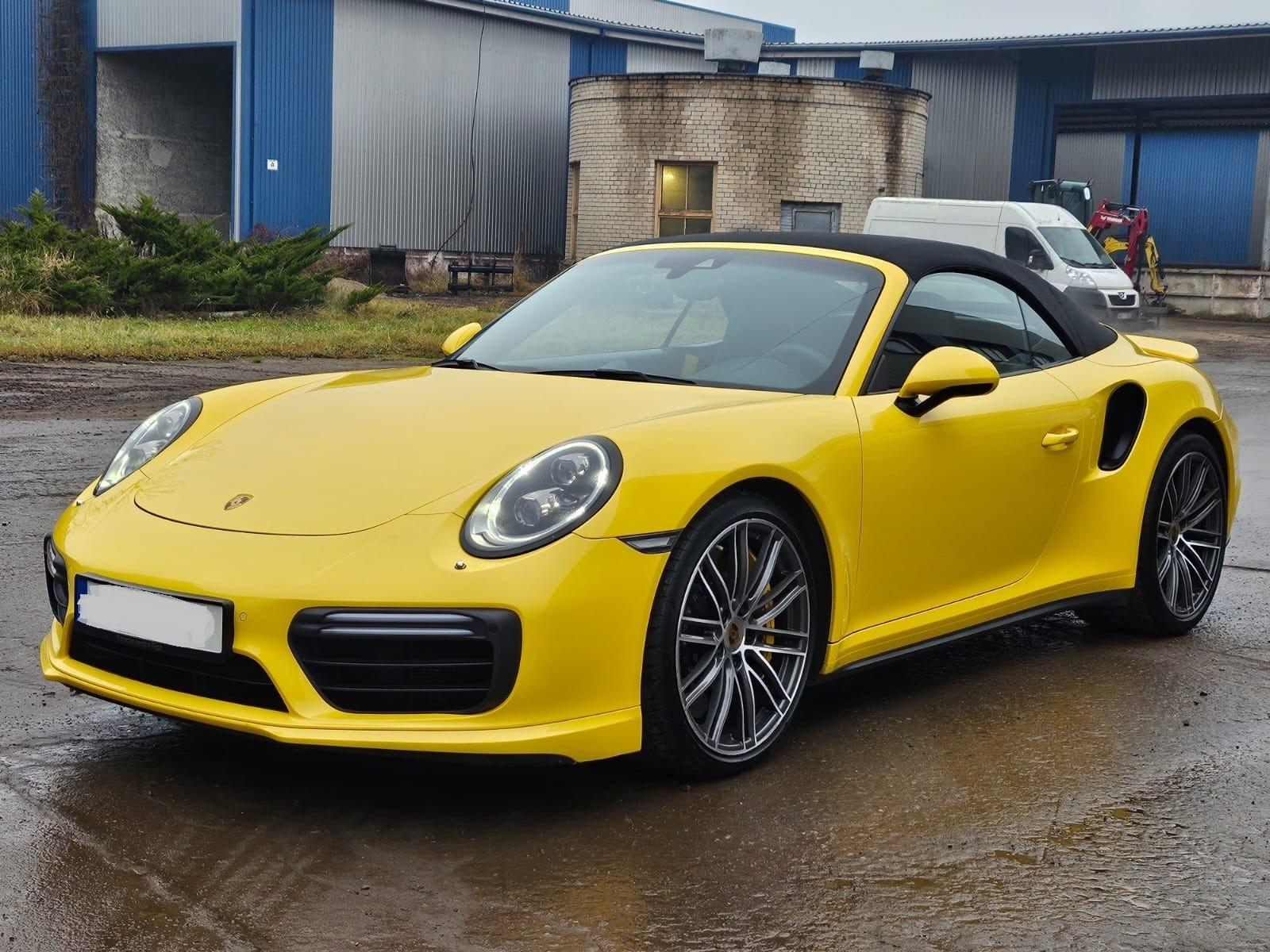 Porsche 911 Turbo S Cabriolet