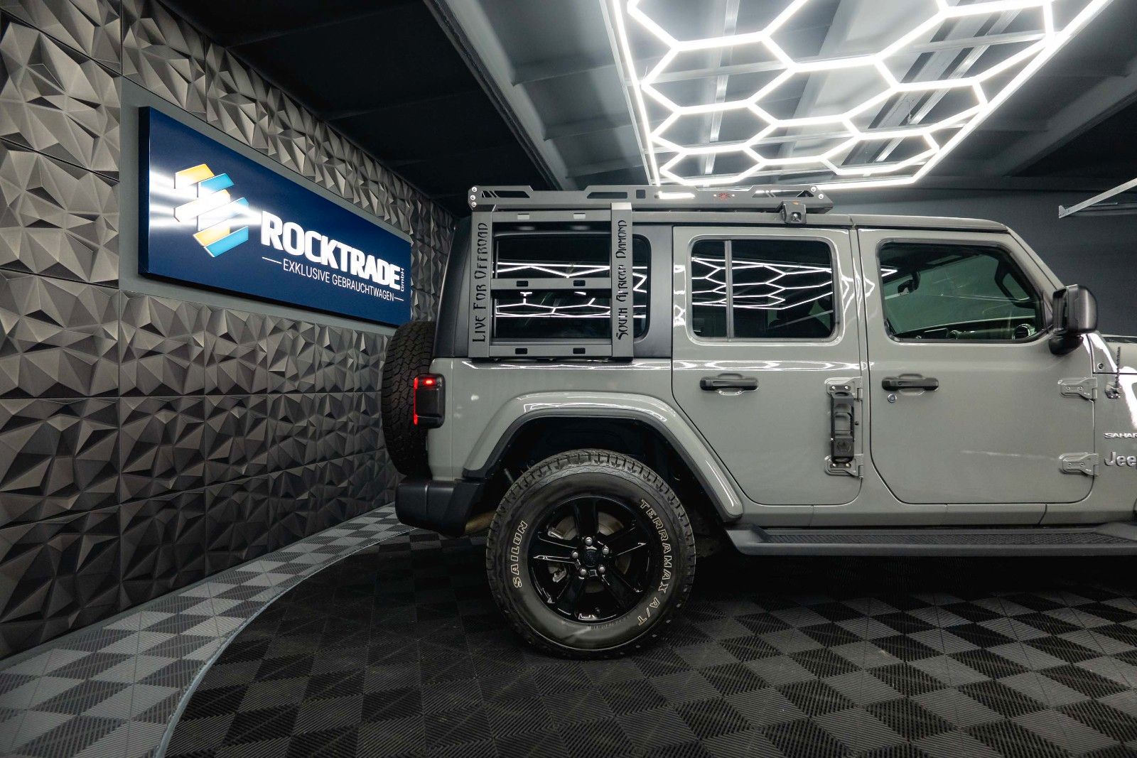 Fahrzeugabbildung Jeep Wrangler 2.0 T UNLIMITED SAHARA OFFROAD 4x4 LED