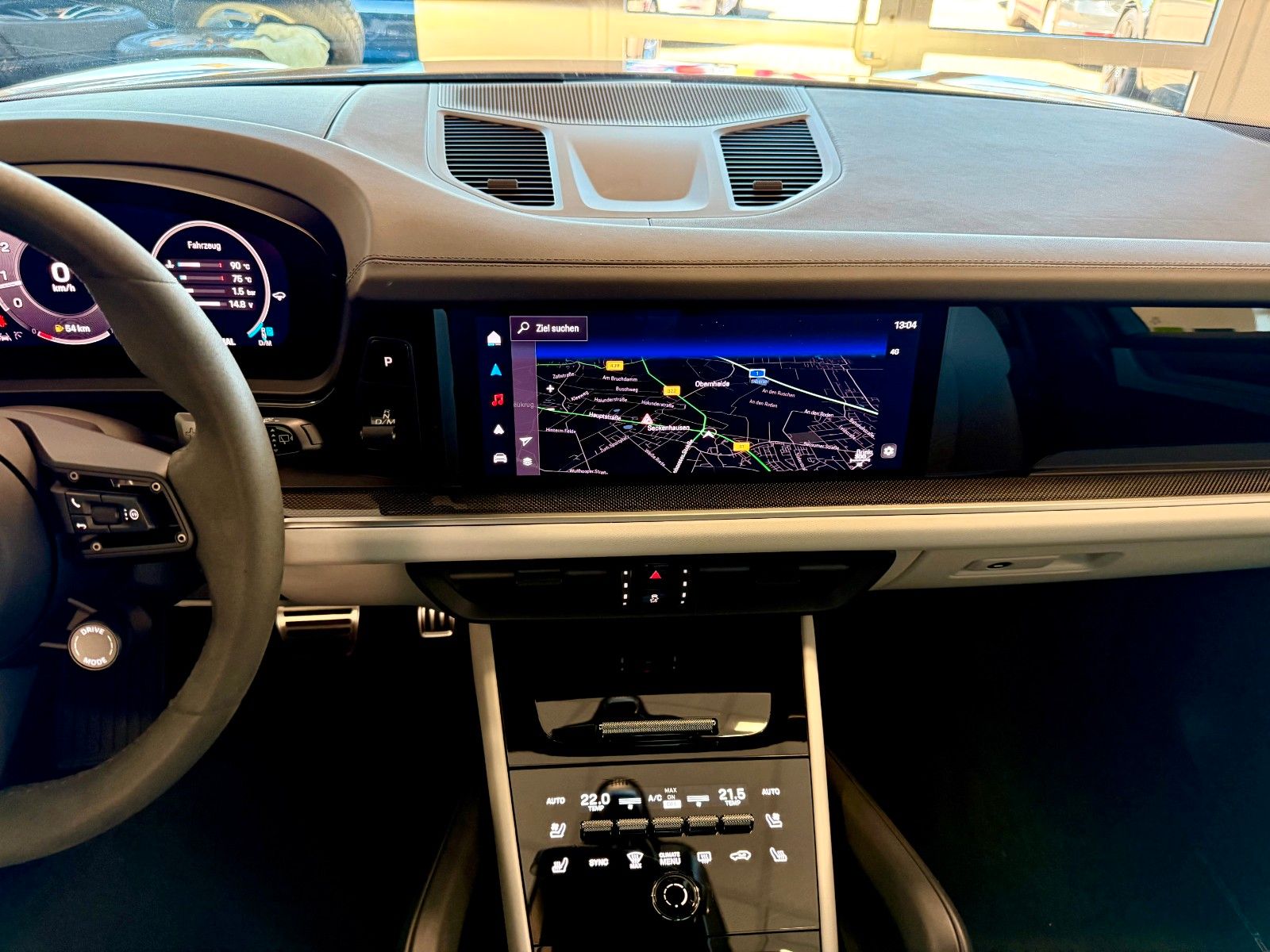 Fahrzeugabbildung Porsche Cayenne S SportDesign/AHK/Luftfederung/ACC