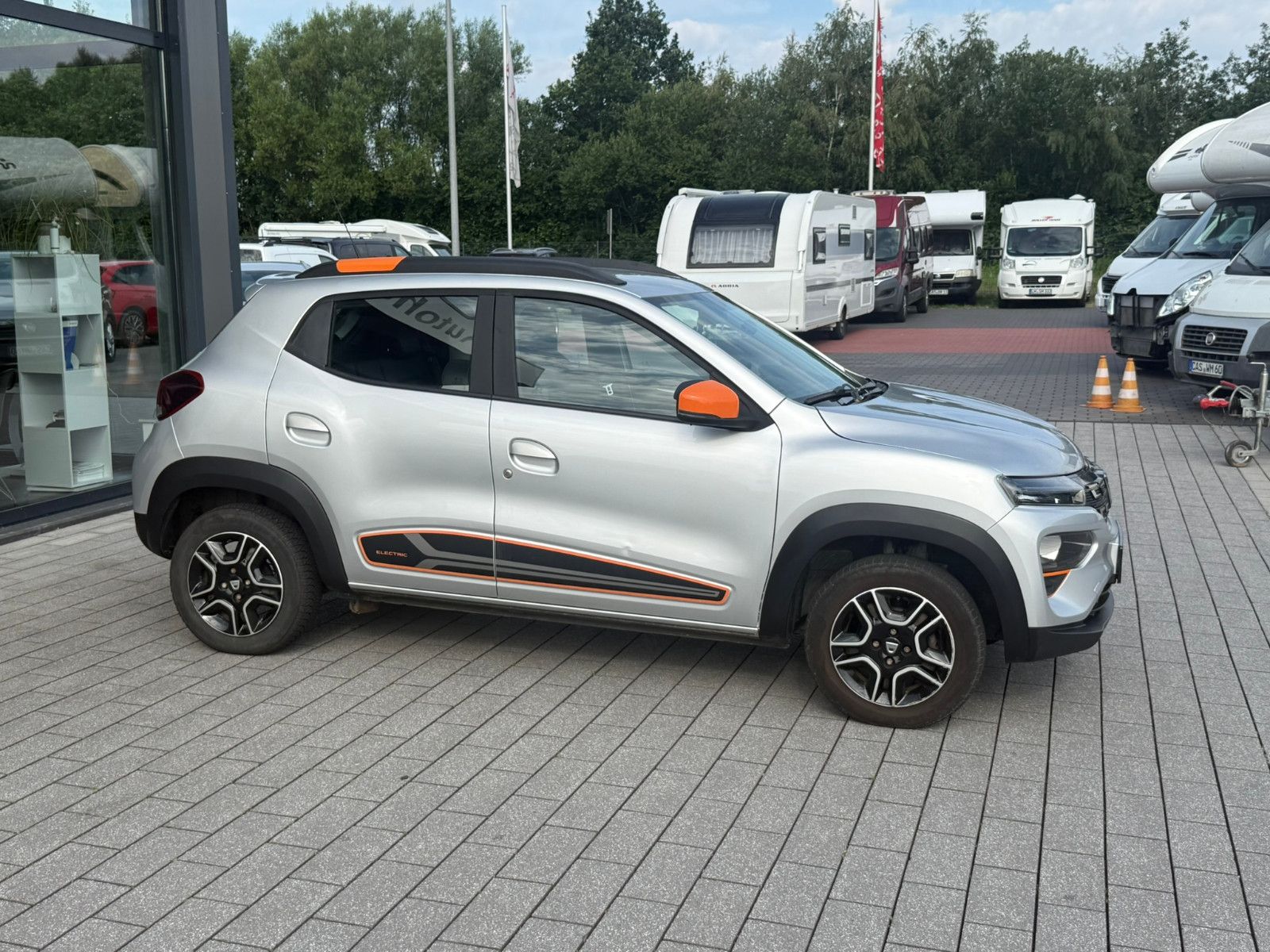 Fahrzeugabbildung Dacia Spring Electric Comfort Plus