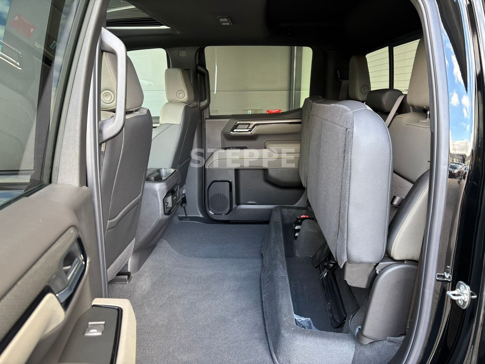 Chevrolet 2025 Silverado ZR2 6,2V8 Crewcab Tech-Pack. AHK