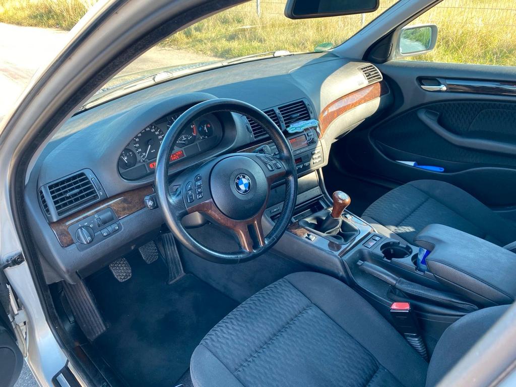 BMW 325
