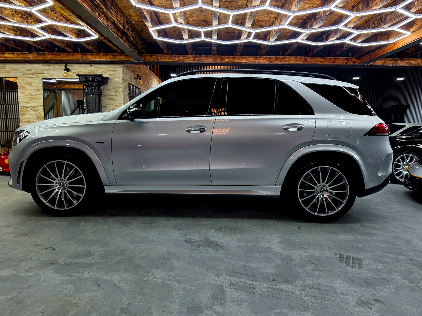 Mercedes-Benz GLE 350 4Matic AMG PANO BURMESTER 360° NIGHT KEY foto 3