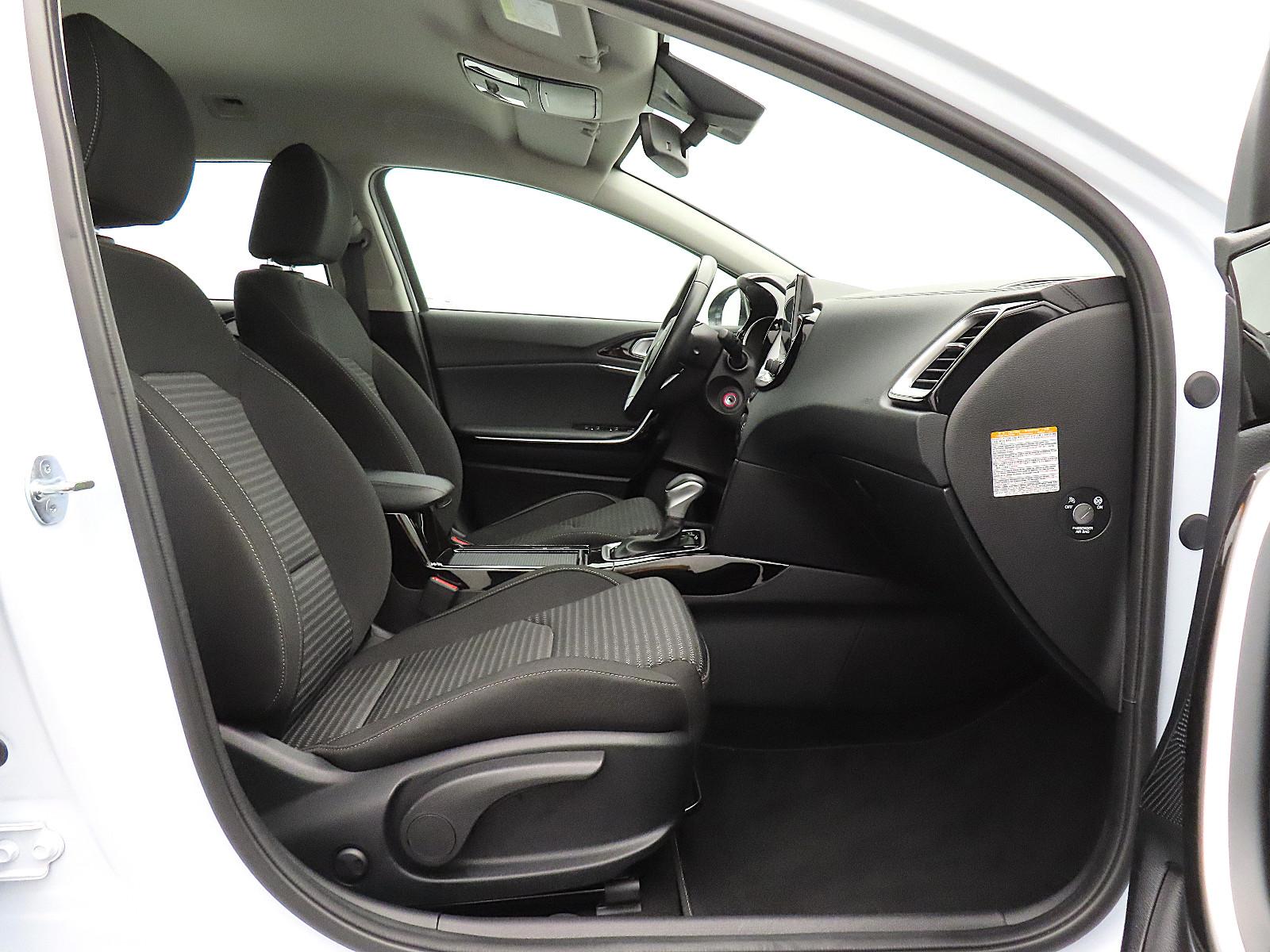 Kia Ceed Hybrid Automatik | Garantie | AHK | Kamera