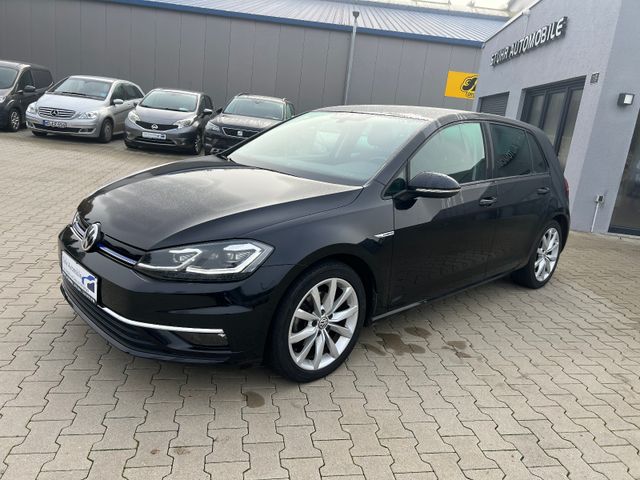 Volkswagen Golf VII 1.5 Lim. Highline LED Navi PDC SHZ AHK