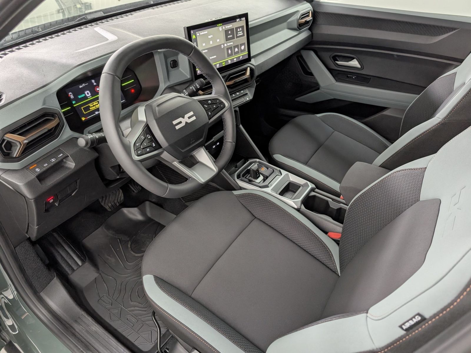 DACIA Duster Extreme Hybrid 155 Winter-Plus – Bild 32