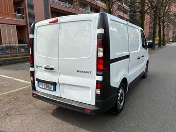 Renault Trafic - 2