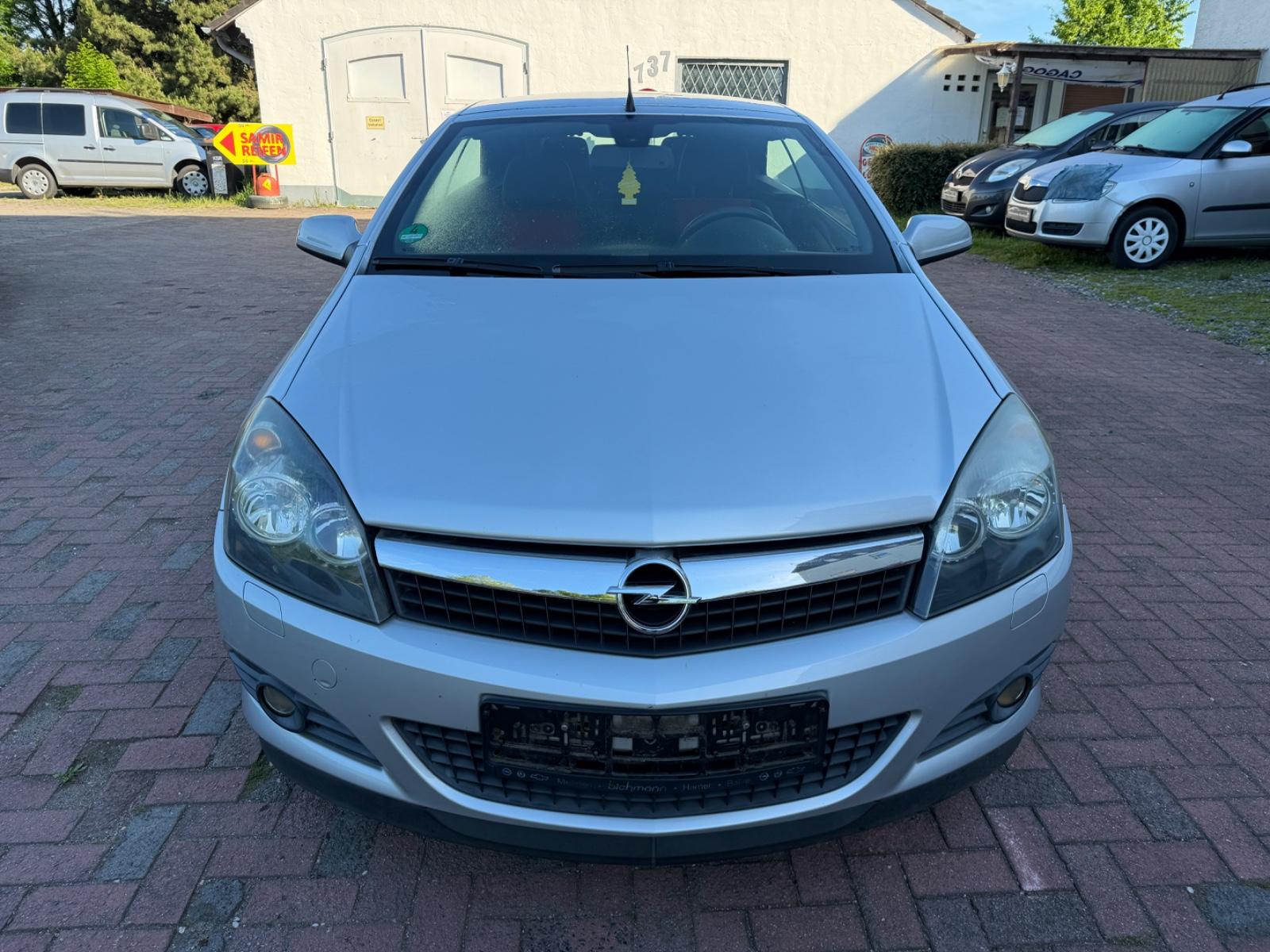 Opel Astra H Twin Top Edition