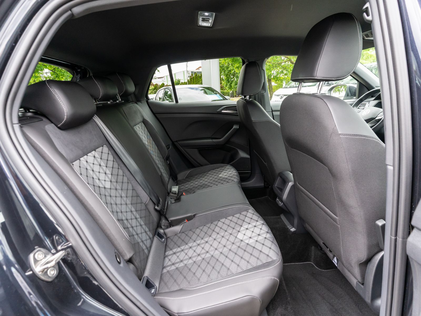 Volkswagen T-Cross - Bild 8