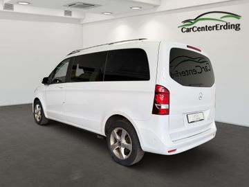 Mercedes V 220 - 5