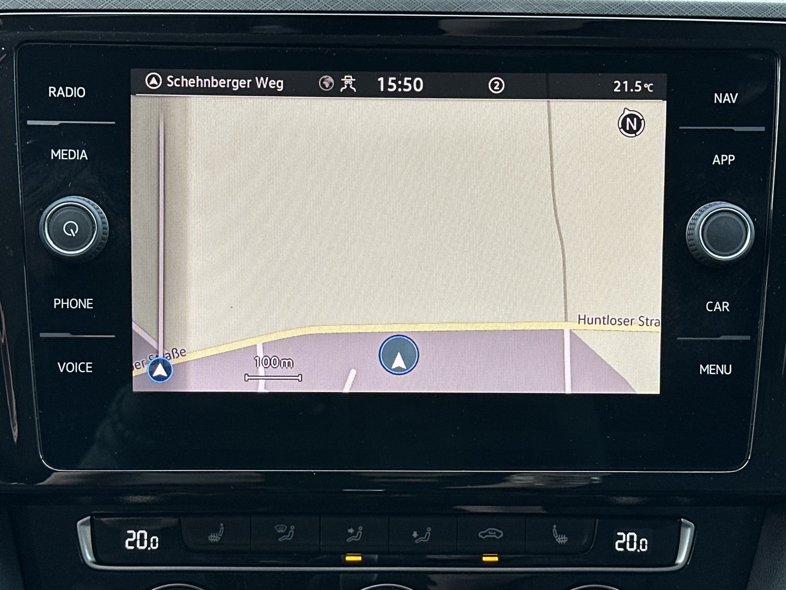 Fahrzeugabbildung Volkswagen Passat Variant 2.0 TDI DSG Business NAV+LED+ACC