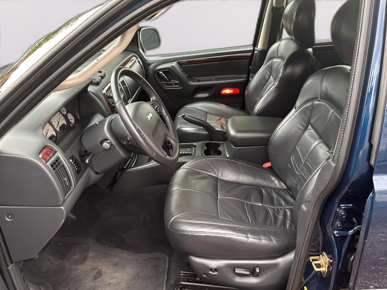 Jeep Grand Cherokee Limited 2.7 CRD 4x4 163ch - 1 ère main - Attelage - Sièges chauffants - Non fumeur