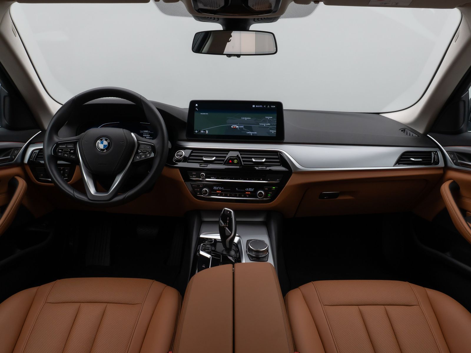 Fahrzeugabbildung BMW 540i xD Laser HUD DAB HiFi AHK Komfort Alarm
