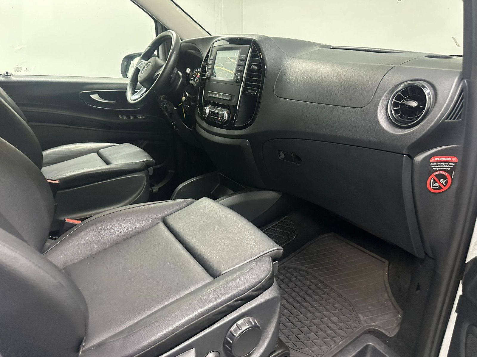 Fahrzeugabbildung Mercedes-Benz Vito 119CDI Tourer Lang EDITION*DISTRO*AHK*LED*