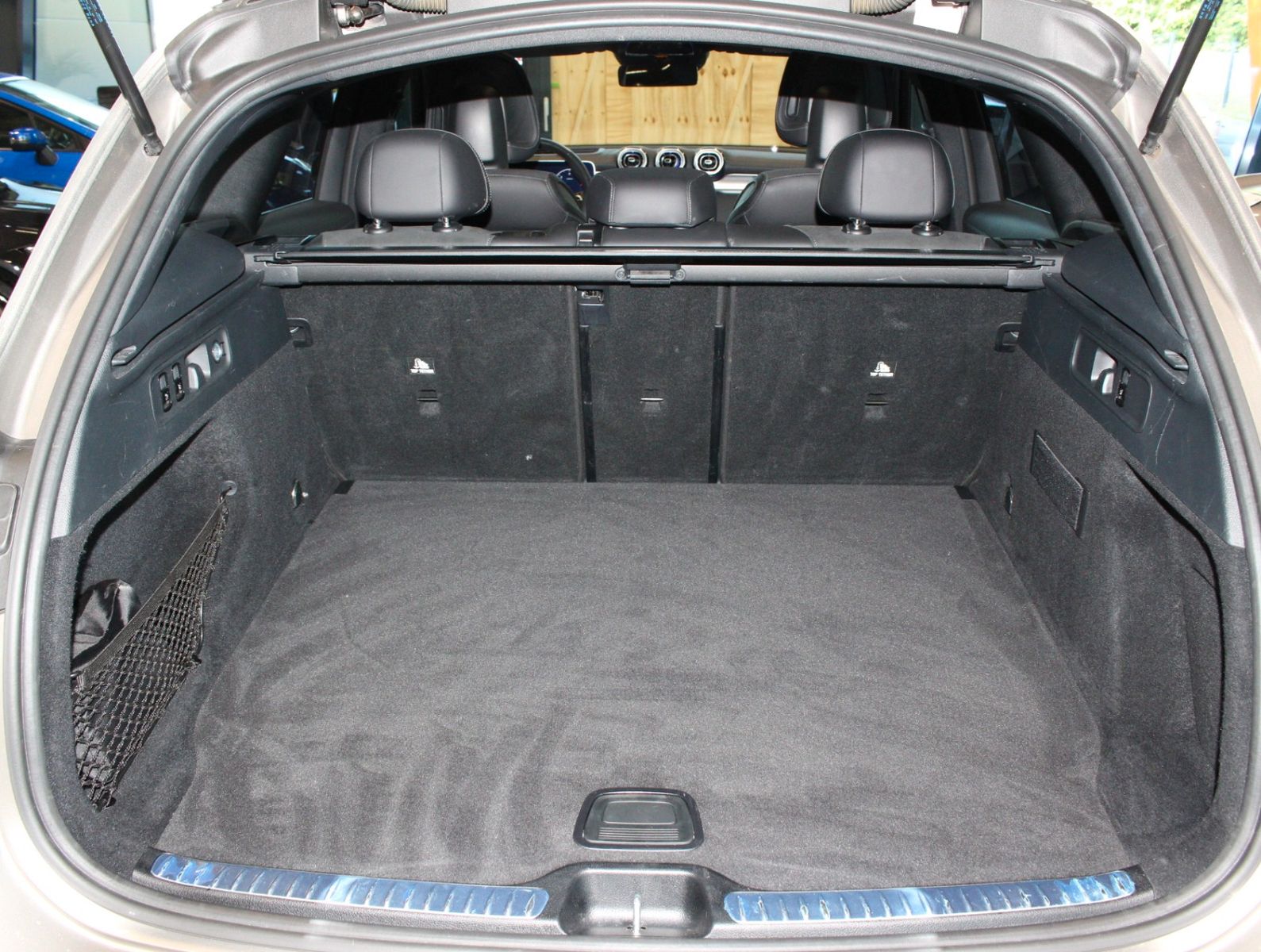 Fahrzeugabbildung Mercedes-Benz GLC 220d 4Matic AMG Line Pano*Allradlenkung*VOLL