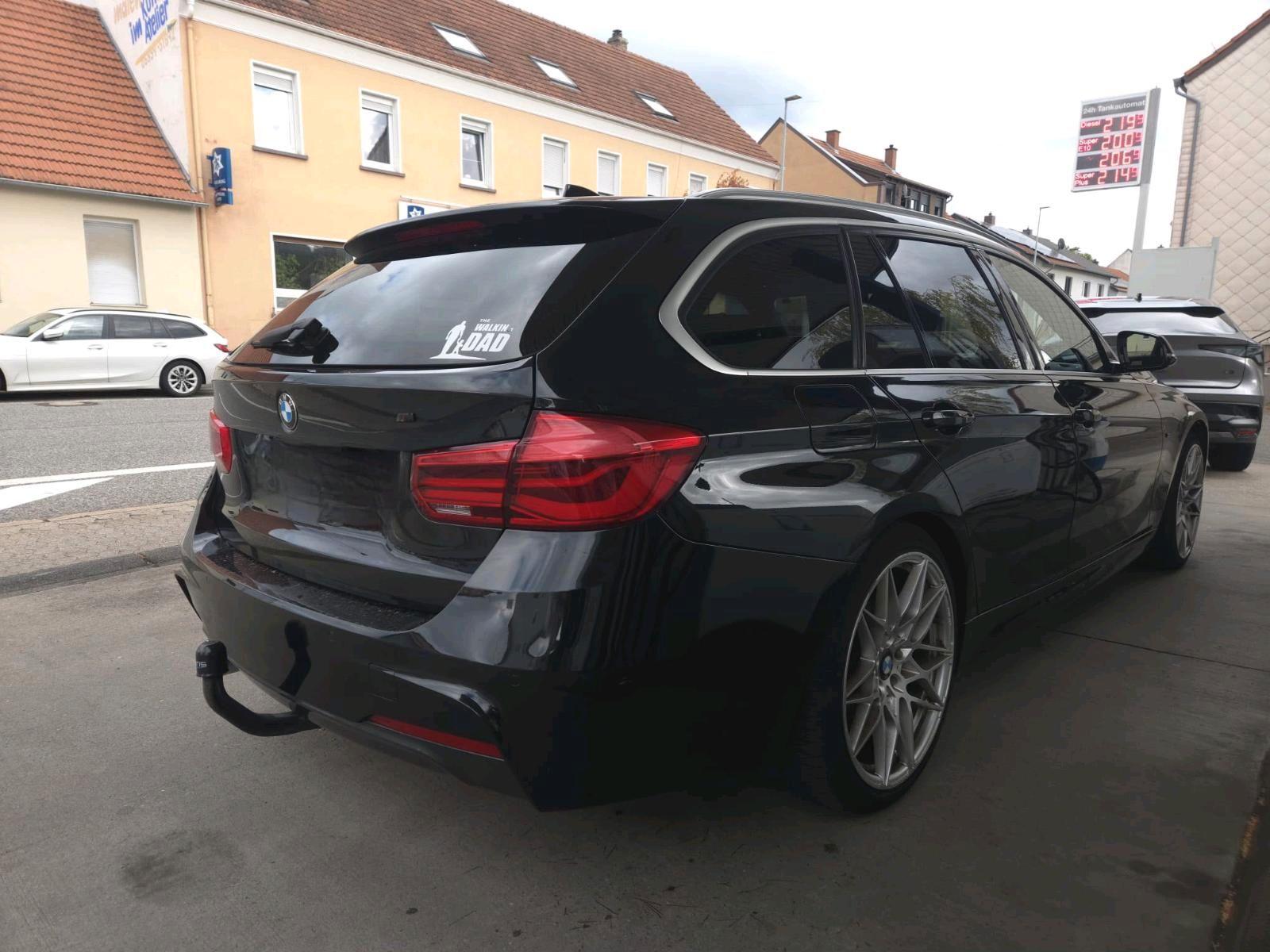 BMW 320