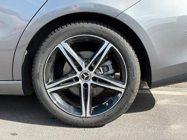 Mercedes-Benz CLA 180 SB Advanced LED Navi Kamera MBUX Premium