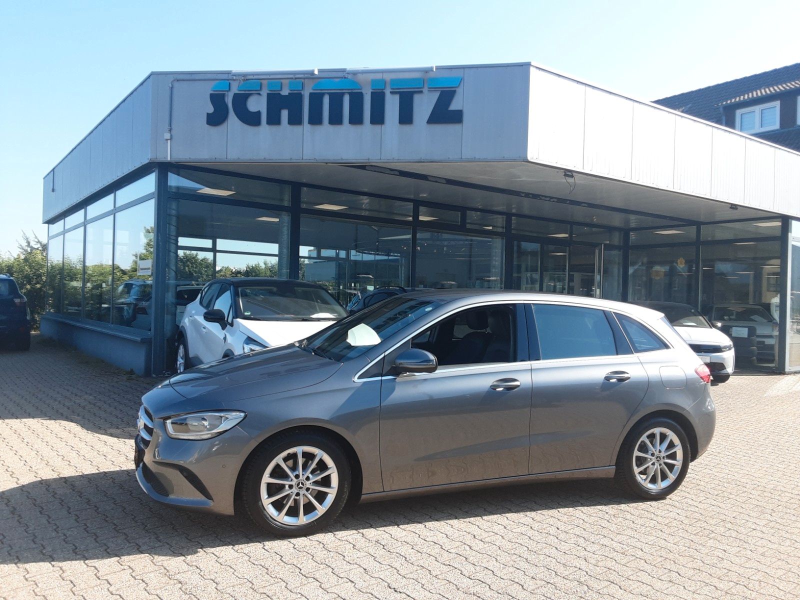 MERCEDES-BENZ B 180 Automatik E.HKKL  NAVI RFK GRA