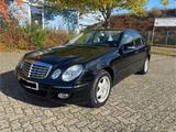 Mercedes-Benz E 200 KOMPRESSOR ELEGANCE Automatik  - Mercedes-Benz E 200: Elegance Kompressor