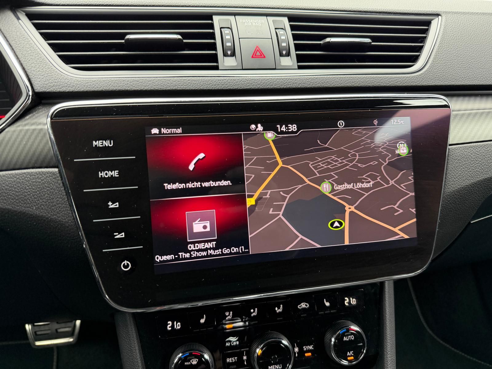 Fahrzeugabbildung SKODA SPORTLINE 2.0 TSI/BLACK/PANO/DCC/CANTON/360°/DAB