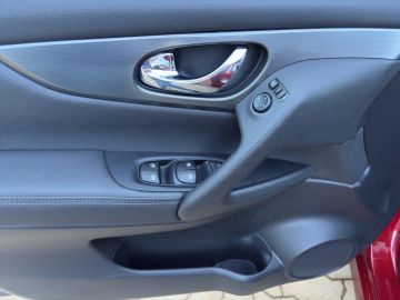 Nissan Qashqai N-Connecta DCT*Pano*Navi*360*RFK*FSH*SHZ