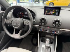 AUDI A3 Cabriolet*Standh.*Navi*Temp*AHK*Airscarfe*Shz