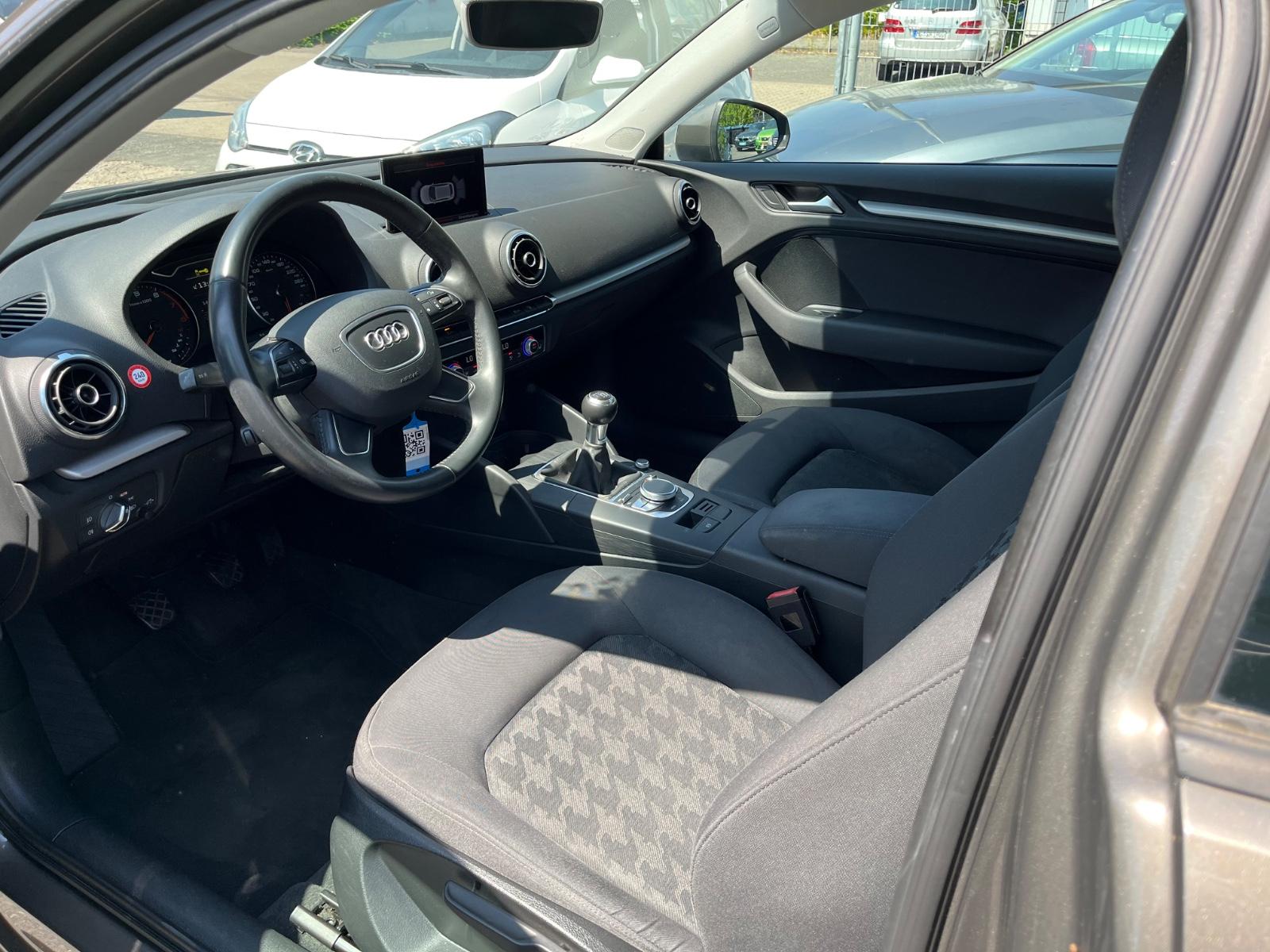 Audi A3 attraction*Garantie