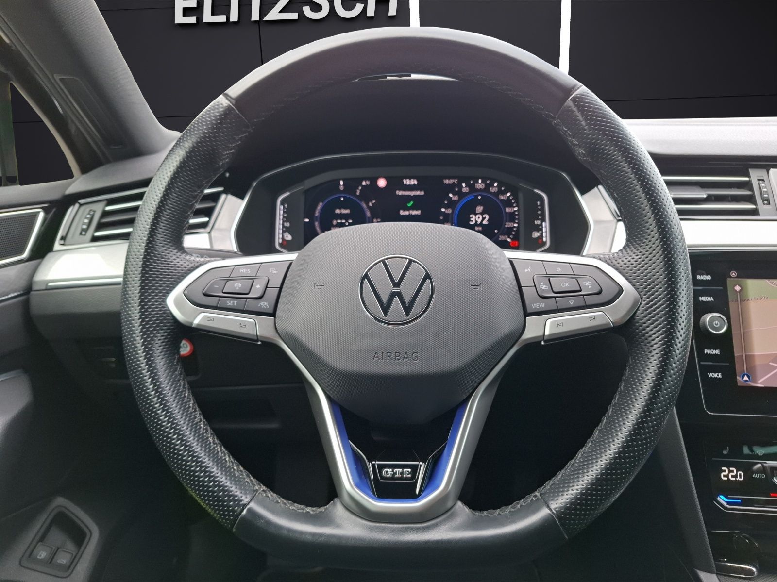 Fahrzeugabbildung Volkswagen Passat Variant GTE Standhzg Matrix AHK Leder ACC