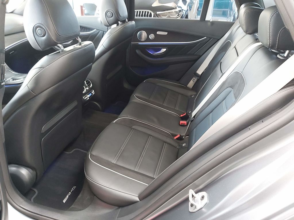 Mercedes-Benz E 63 AMG S 4M T NIGHT 154 T NP AIRM NETTO 52.600